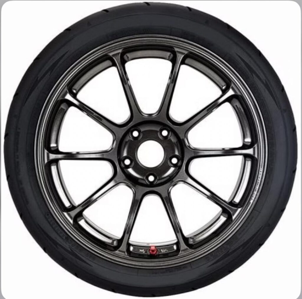 لاستیک نکسن 205/50R16